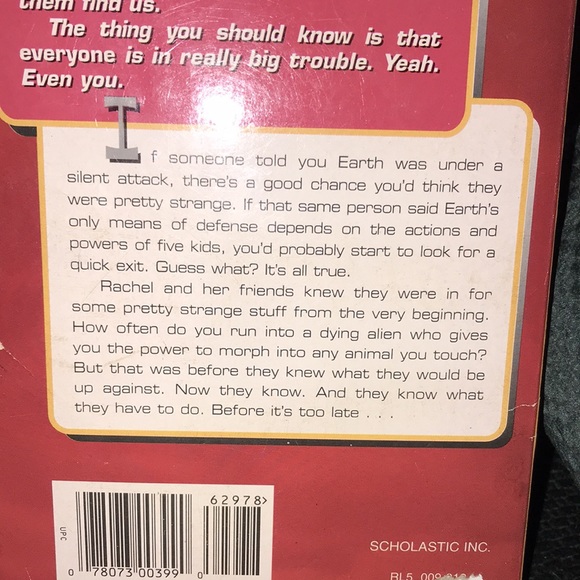 “Animorphs: The VISITOR” Applegate #2 - Picture 4 of 13